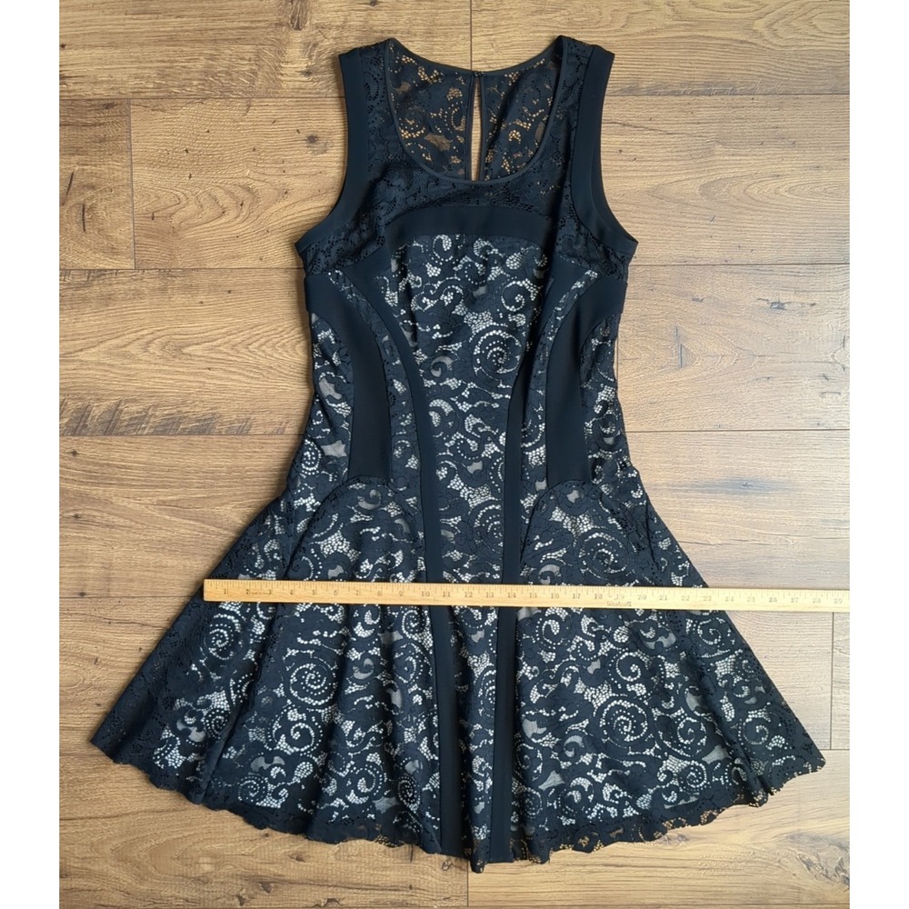 Diane‎ Von Furstenburg Kala Lace Dress Sz 4 Sleeveless Black - Picture 7 of 16